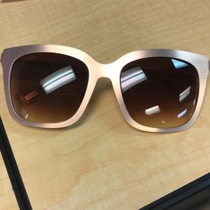 DIFF Eyewear rose gold sunglasses